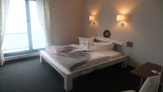 Hotel & Restaurant Utkiek Γκράιφσβαλντ Εξωτερικό φωτογραφία