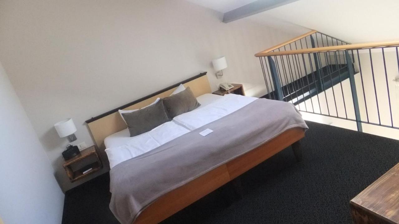 Hotel & Restaurant Utkiek Γκράιφσβαλντ Εξωτερικό φωτογραφία